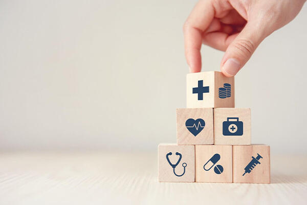 消化器内科の受診目安を症状別に解説!主な検査内容と病院選びのポイント